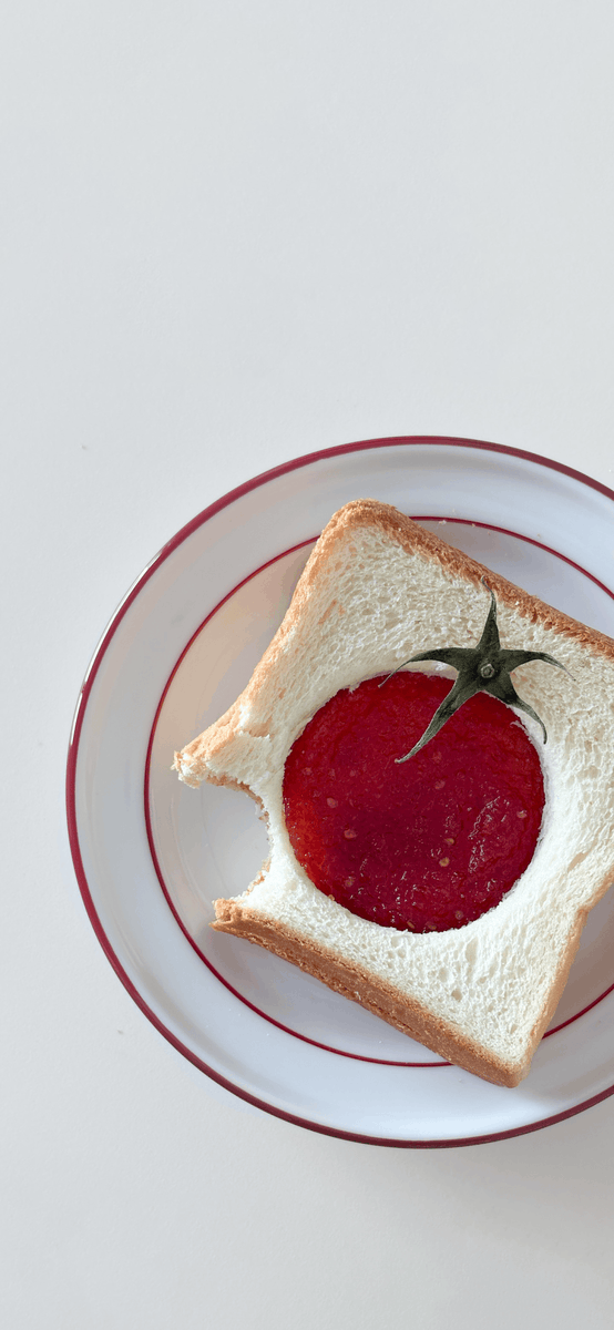 RyleighColkdcv's tweet photo. Hoy desayuno un café con leche caliente y unas tostadas de pan con tomate  Una comida simple pero deliciosa para empezar el día!， https://t.co/WOSWyRa6Cz