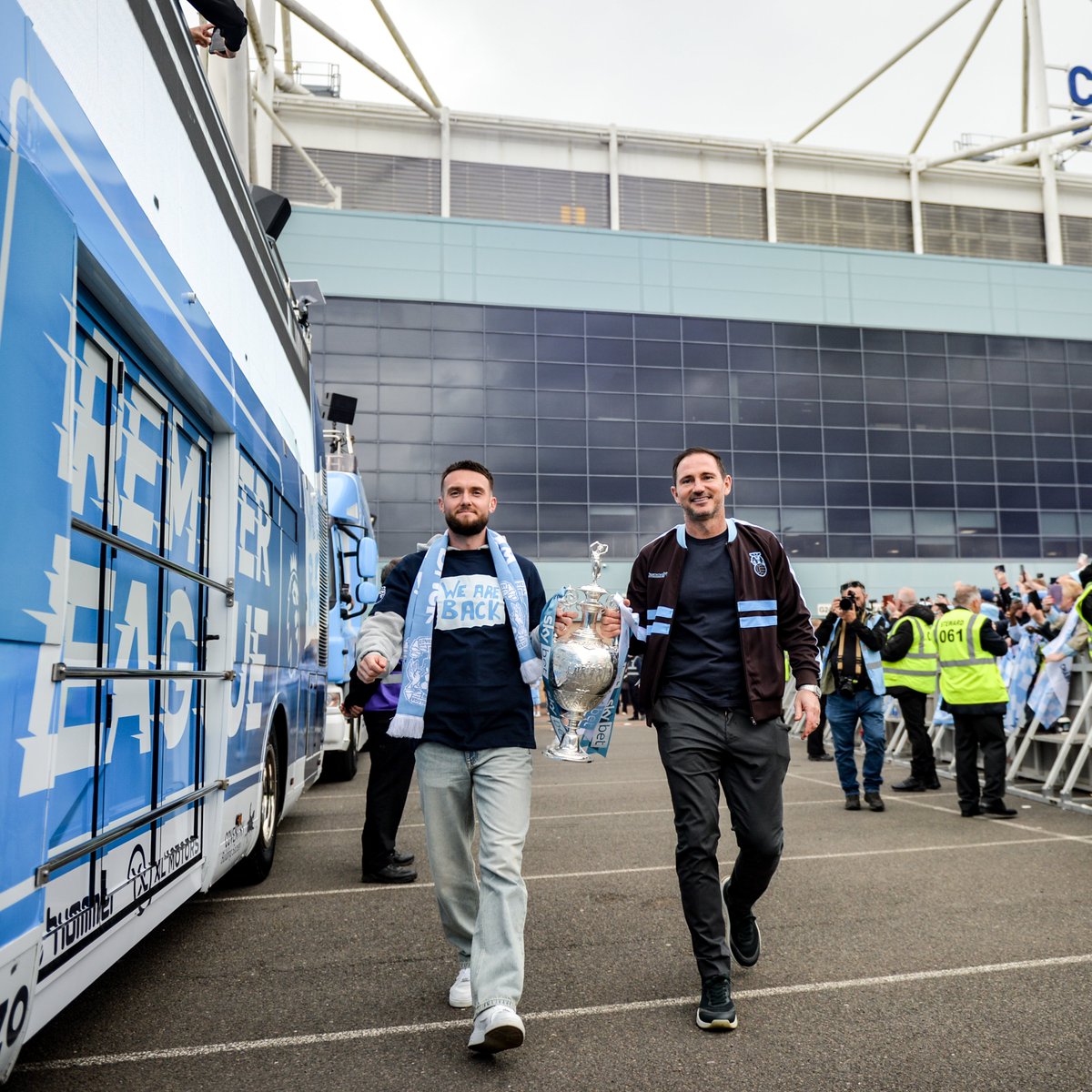 WestMids_CA's tweet photo. 🩵 They're back after 25 years. 

🏟️ @CoventryCityFC take on @Arsenal in the @premierleague on Friday evening. 

⚽️ PUSB 

📸 Dave Archer https://t.co/ToeWdKftmL