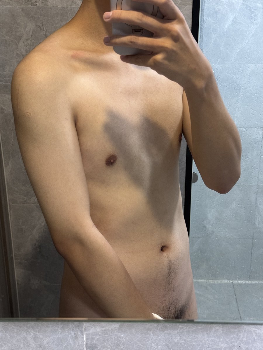 mmmm324703371's tweet photo. 上班上到xyy噜
北京会有人想要和我贴贴吗（？） https://t.co/hNNS92MbpM