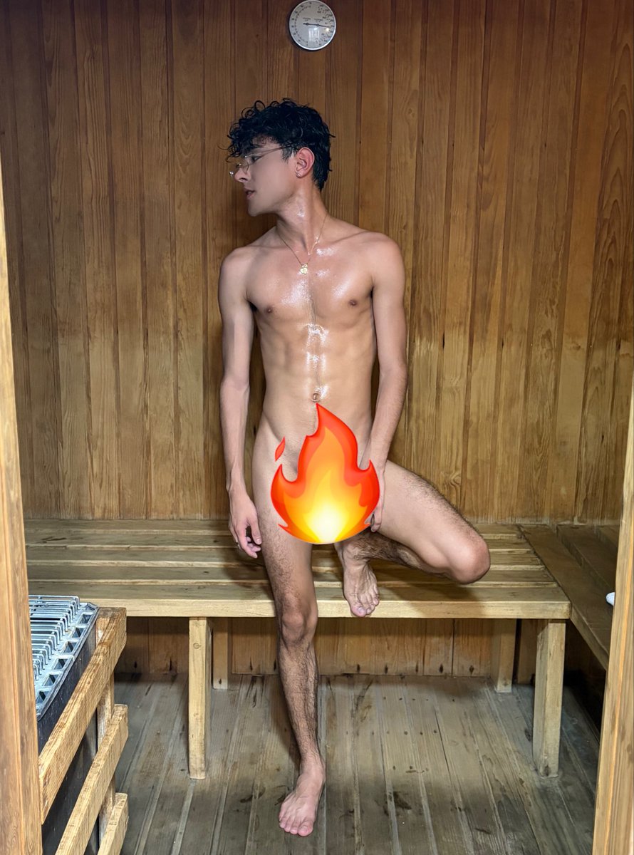 crislousv's tweet photo. https://t.co/dBoZdgDjG2🔥🙂‍↔️ https://t.co/IcHsSgotGE