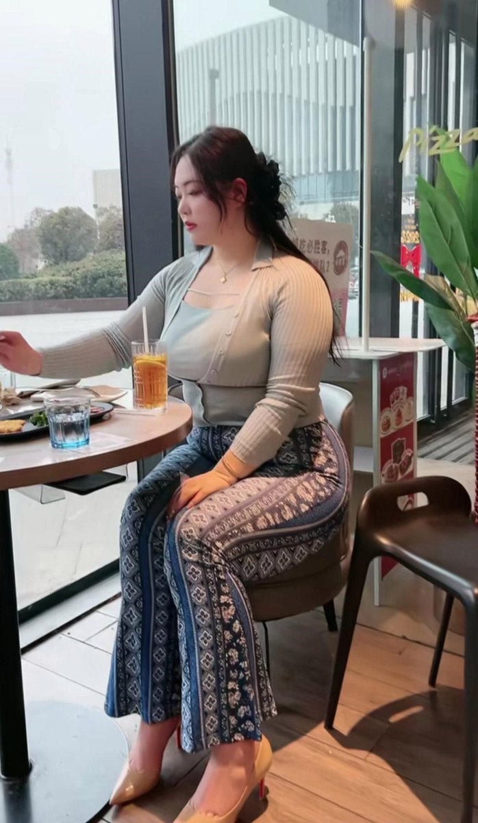 verobbyx's tweet photo. Small daily habits, big health wins: 10 mins of stretching every morning and a 20-min walk after meals keep energy steady and stress low. Start today!， https://t.co/k8tUJzYQsx