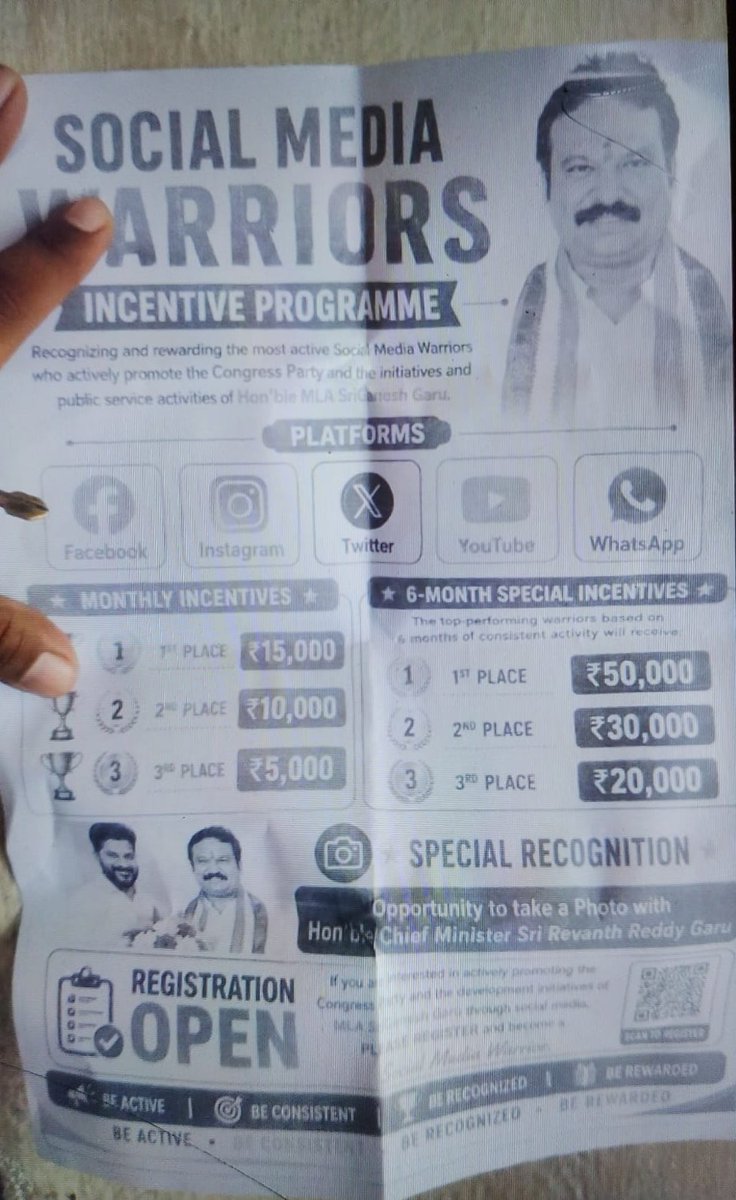 Krishank_BRS's tweet photo. Cantonment Congress MLA Cash offer for Social Media - 
Monthly reward - 15000
Special Reward - 50000

MLA is making huge money

Go grab the offer quickly ... https://t.co/nAd1zBkvk6