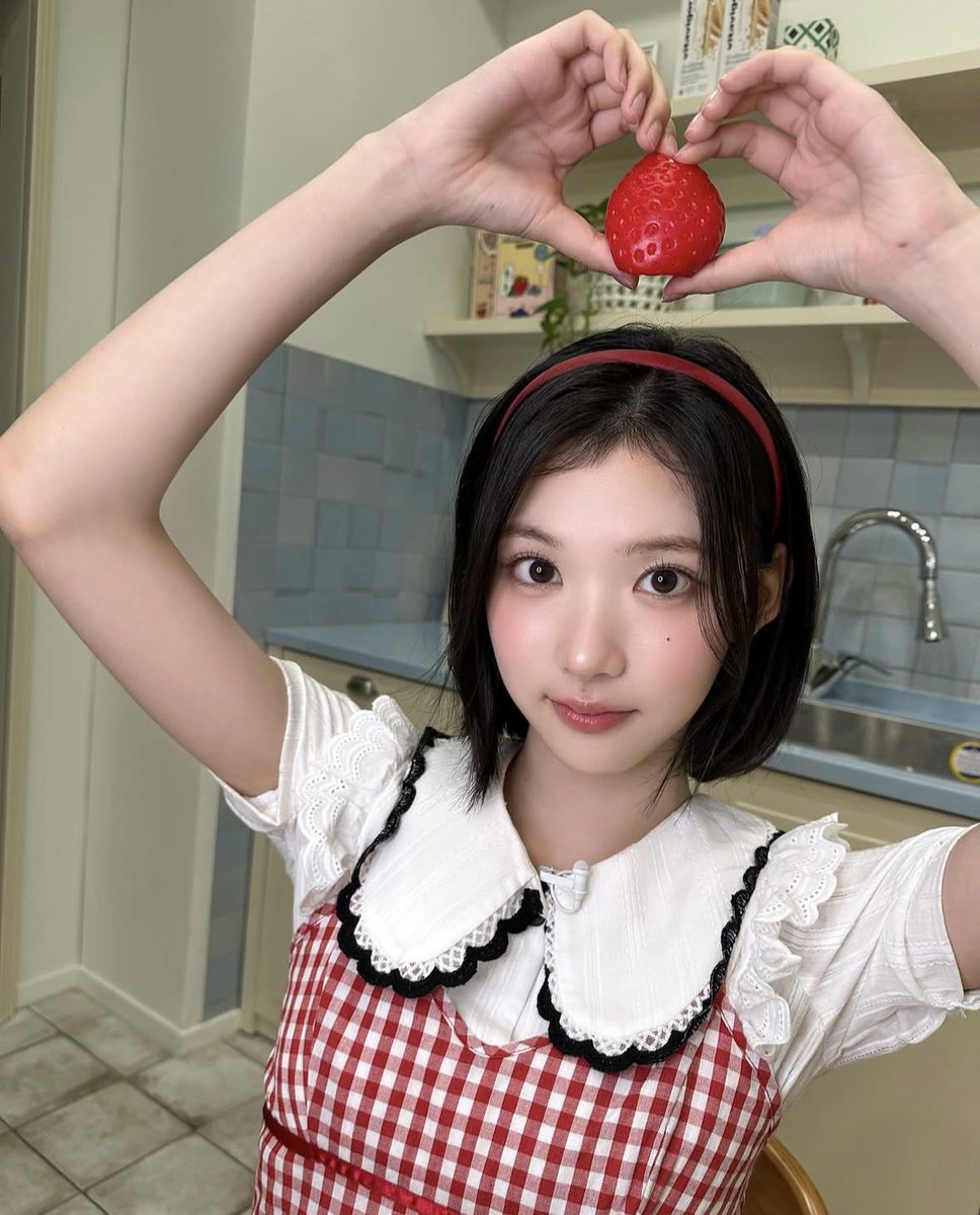 Ririse__oo's tweet photo. このジウ、ジウの大好きな夢パティのいちごちゃん概念すぎる🍓 https://t.co/hwHqKUeTLK