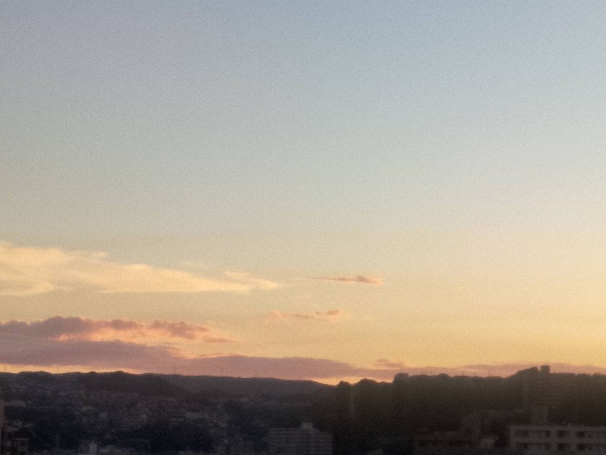GOODDAY443016's tweet photo. 金曜日の陽が沈みました、、、
Good_evening all！ https://t.co/fShNOMB1TB