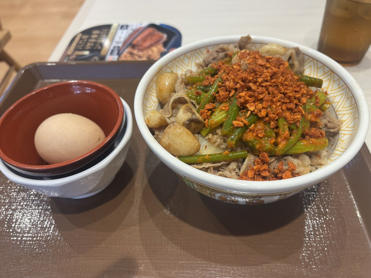 hidechixy's tweet photo. すき家のトリプルニンニク牛丼…最高なんだよこれが…。 https://t.co/j2SgRwwKNh