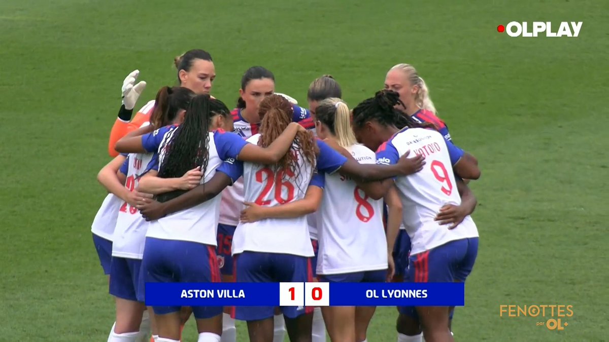 fenottes's tweet photo. AVFC 1-0 OLL
Début de la seconde mi-temps sous la pluie en Allemagne
(46ᵉ mn)
#AVFCOLL https://t.co/r404WmTyPD