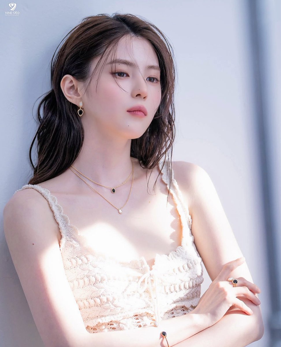4evaSohee's tweet photo. HAN SOHEE SO PRETTY https://t.co/rZyOon7DN3