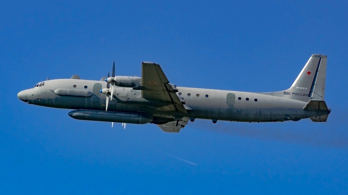 Maks_NAFO_FELLA's tweet photo. 🇫🇮 Russian reconnaissance plane violated Finnish airspace over the Gulf of Finland, - YLE

The plane flew 8.7 km deep into the country. https://t.co/XlZEQbXieE