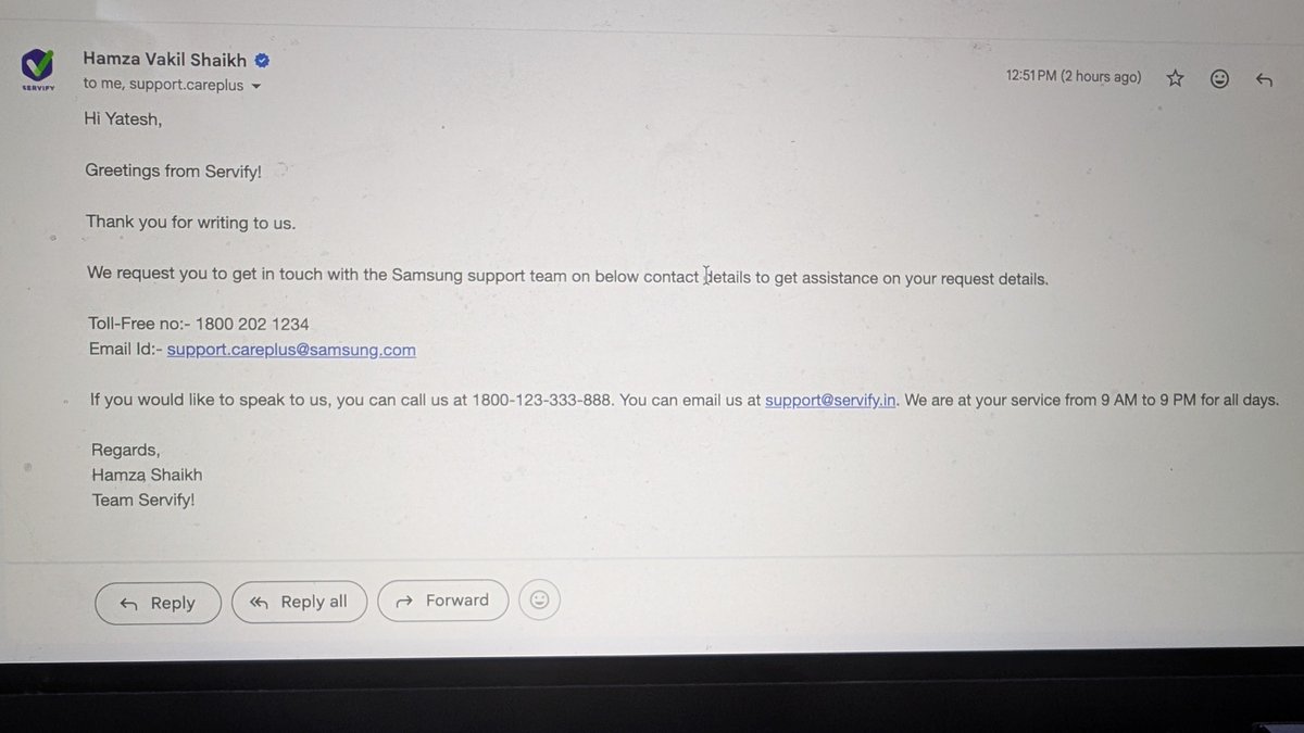 yateshchoudhari's tweet photo. @SamsungIndia This is how your team ends the mail coversation. I was asked to send plan invoice, device invoice, pslip, serial number etc in diffrent email and then they sent me this mail. Notice that he is suggesting me the same email id over which the current conversation is going on. https://t.co/ToqoZJ9sCj