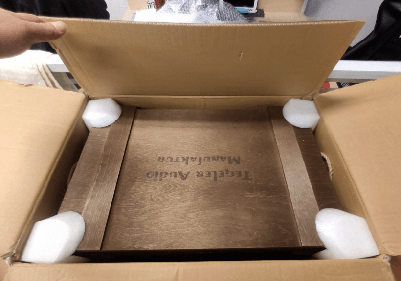 IvyRapheal's tweet photo. Just unboxed my long-awaited package—super stoked about the new wireless earbuds that arrived perfectly padded, no scratches at all! https://t.co/UUuFpmBOcI