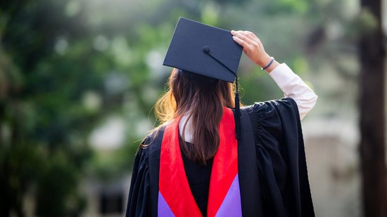 ines_gille's tweet photo. Finally closing this chapter with all the great memories and people who made it unforgettable. Graduated, and ready for what’s next! https://t.co/hAwT3ApfJS