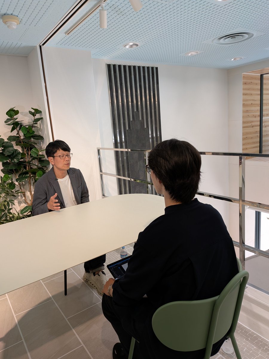 doi_soell's tweet photo. デザイナーや経営者の方へ丸一日インタビュー。

個々の方々とは何度もお話させていただいていますが、改めて丁寧にお聞きすると新鮮な発見がたくさんありました。
やはり、熱量を持っている方々の共通項もたくさんあります。

@NEWNOR_NEWSTA https://t.co/1kjEBlvrDy