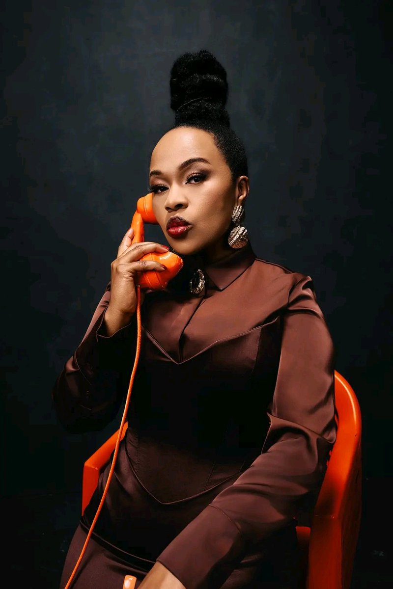 SiinahPebane's tweet photo. This woman is peng! 😍 https://t.co/gxtlwkdaf0
