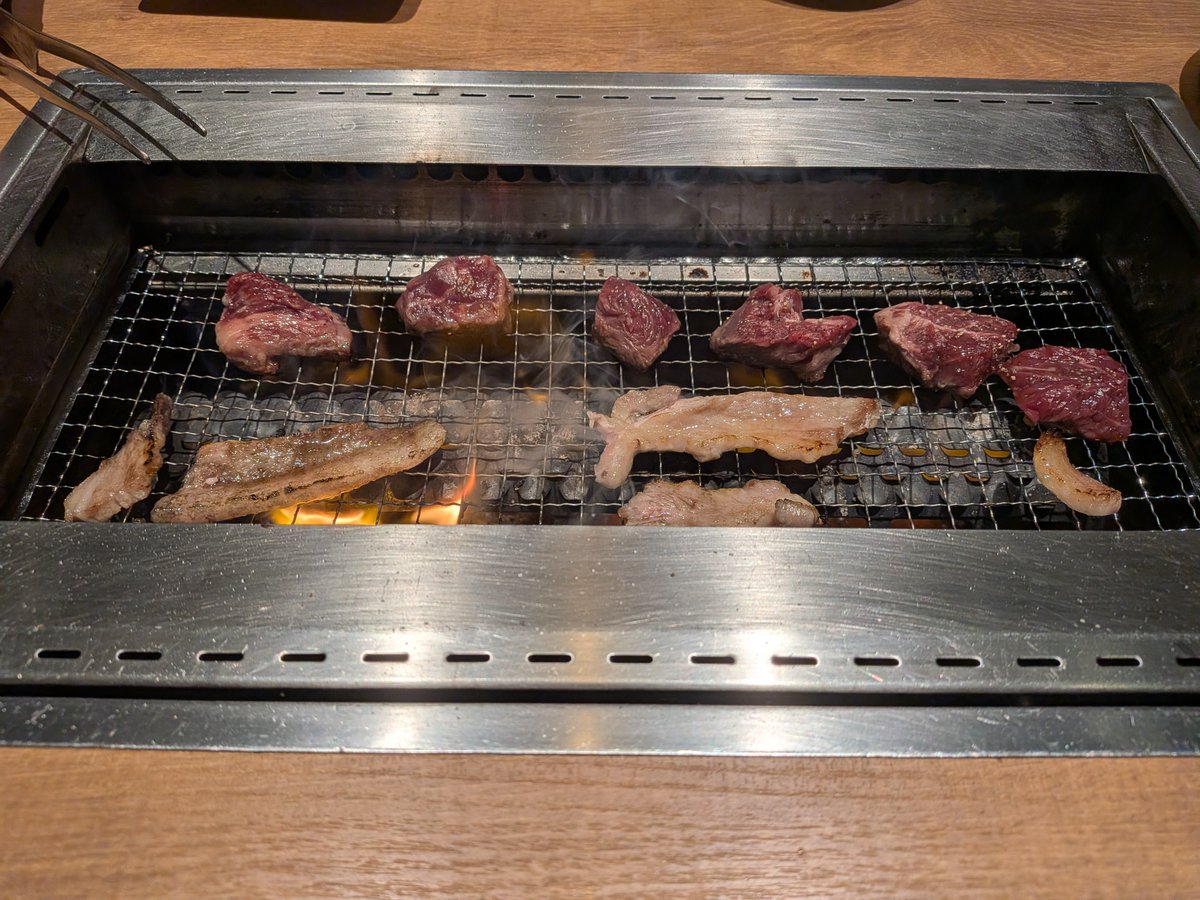 ositi_'s tweet photo. 肉！！🍖 https://t.co/uLeLZdNBpl