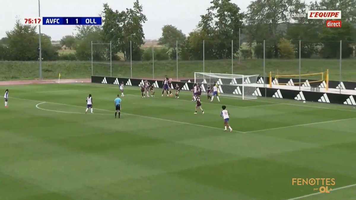 fenottes's tweet photo. AVFC 1-2 OLL
Corner de Weir pour la tête de Katoto
(76ᵉ mn)
#AVFCOLL https://t.co/GTkrVDKdMe