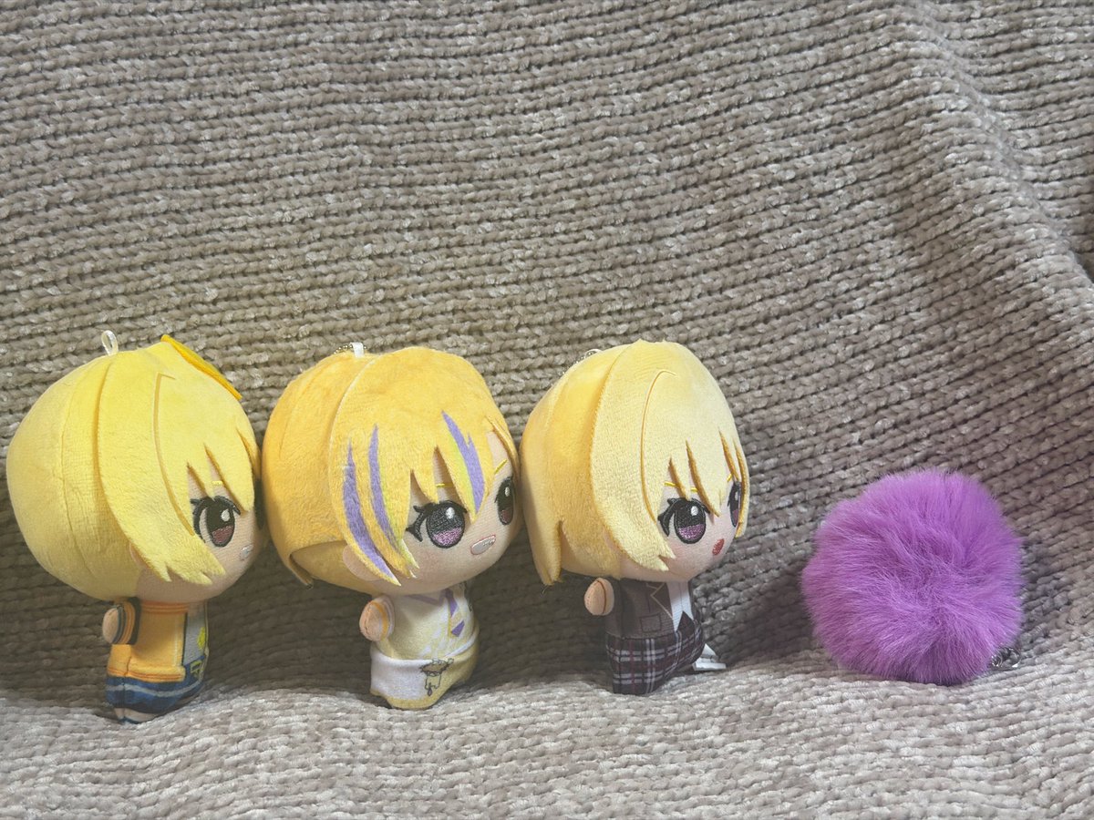 nagadon0103's tweet photo. 💛💛💛💜 https://t.co/JUix1wDcW8