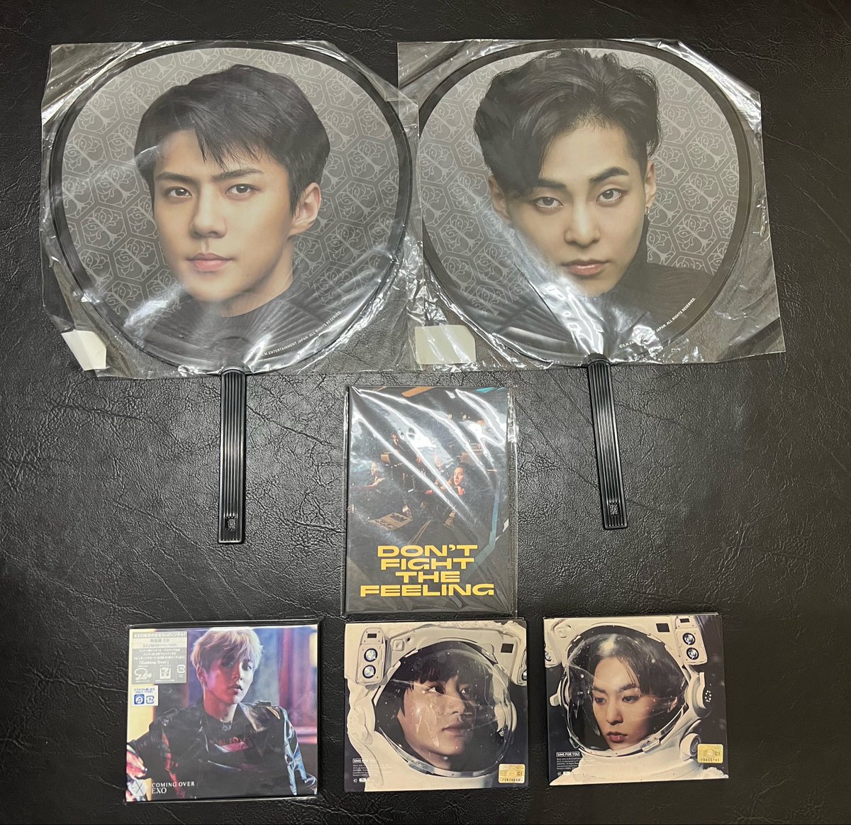 _baebae_13's tweet photo. WTS / ขาย
- พัด เซฮุน PLANET The ElyXiOn 90฿
- พัด ซิ่วหมิน PLANET The ElyXiOn 70฿
- โปสการ์ด Don’t fight the feeling 120฿
- บั้มเปล่า Coming Over ซิ่วหมิน 60฿
- บั้มเปล่า sing for you ชานยอล, ซิ่วหมิน 60฿/1

📮ค่าส่ง 40 ฿ (พัด+10฿)
 #ตลาดนัดexo #ตลาดนัดเอ็กโซ https://t.co/XVXTiWWnqa