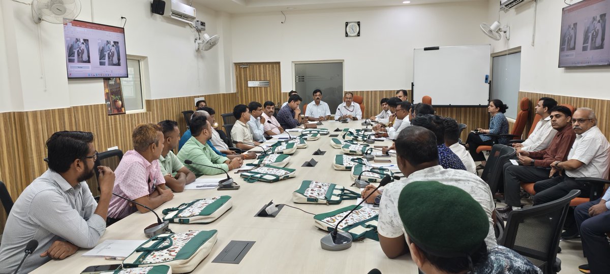 NIHFWofficial's tweet photo. The National Cold Chain and Vaccine Management Resource Centre (NCCVMRC), NIHFW, New Delhi, conducted a Training of Cold Chain Technicians on “Repair and Maintenance of Solar Cold Chain Equipment (Battery Driven &amp; Solar Direct Drive) from 19–21 August 2026. https://t.co/vnMQh8rLXY