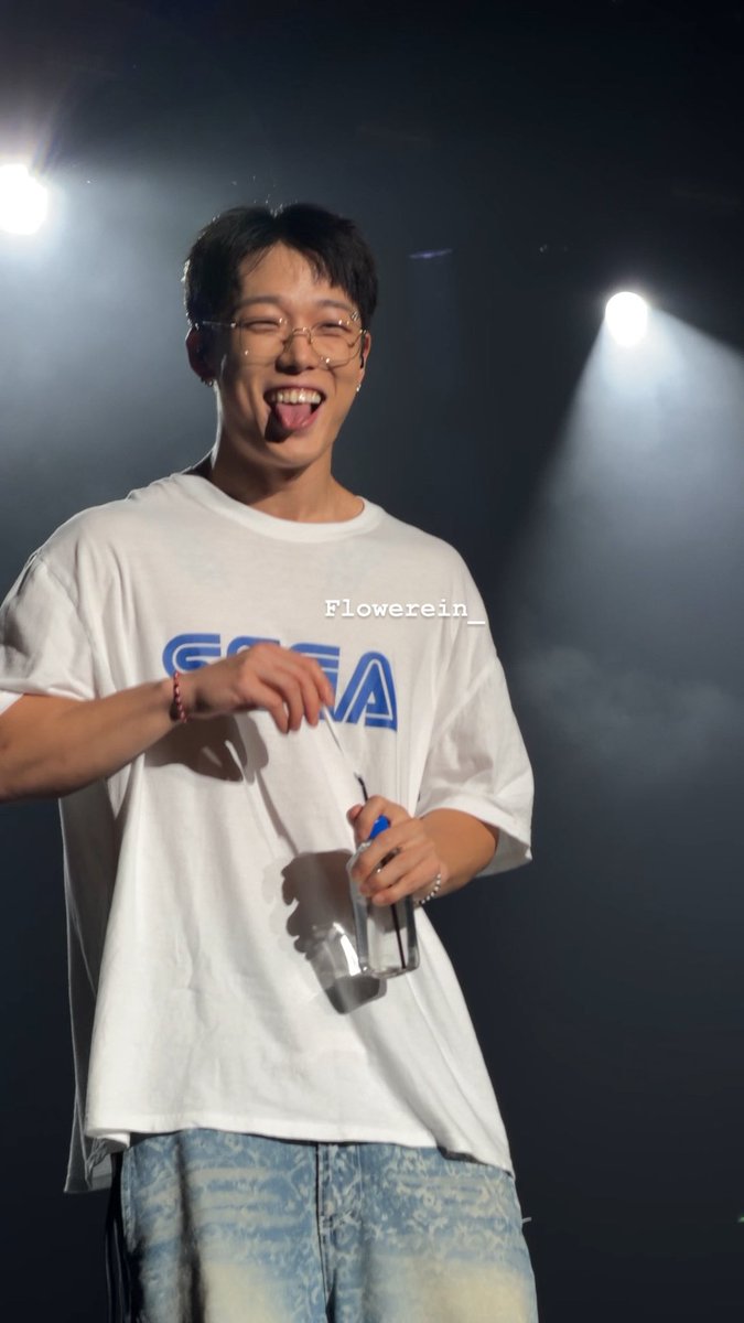Flowerein_'s tweet photo. BOBBY 😭😭😭😭 

#iKON_FOUREVER_JAKARTA
#BOBBY #바비 #バビ #iKON #아이콘 @bobbyranika https://t.co/vldhBFZJGE