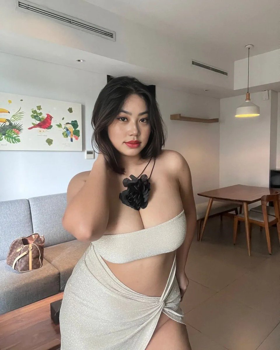 prettysdisa's tweet photo. my sexy body parts https://t.co/GsrCszbzGo