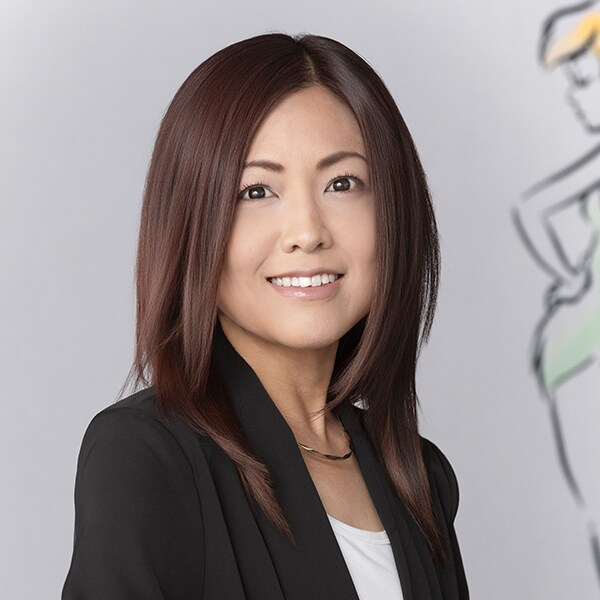 SoraKeyHearts's tweet photo. 📋 La directora de juegos de Disney & Pixar, Nana Gadd, comenta que Square Enix ideó el plan para la revelación sorpresa de Kingdom Hearts 4 en la película de Coco, y funcionó tal como esperaban.

"Dado que el juego se estaba presentando en un evento donde también se anunciaban películas para los fans de Disney, el equipo de desarrollo de Square Enix realmente puso sus cabezas a trabajar para averiguar cómo presentarlo de manera fluida y cómo lograr la revelación sorpresa que hiciera que la gente dijera: En realidad era un juego"  

"El rugido de emoción del público cuando los Sincorazón de repente aparecieron fue increíble, y estoy verdaderamente feliz porque esa reacción fue exactamente lo que esperábamos."