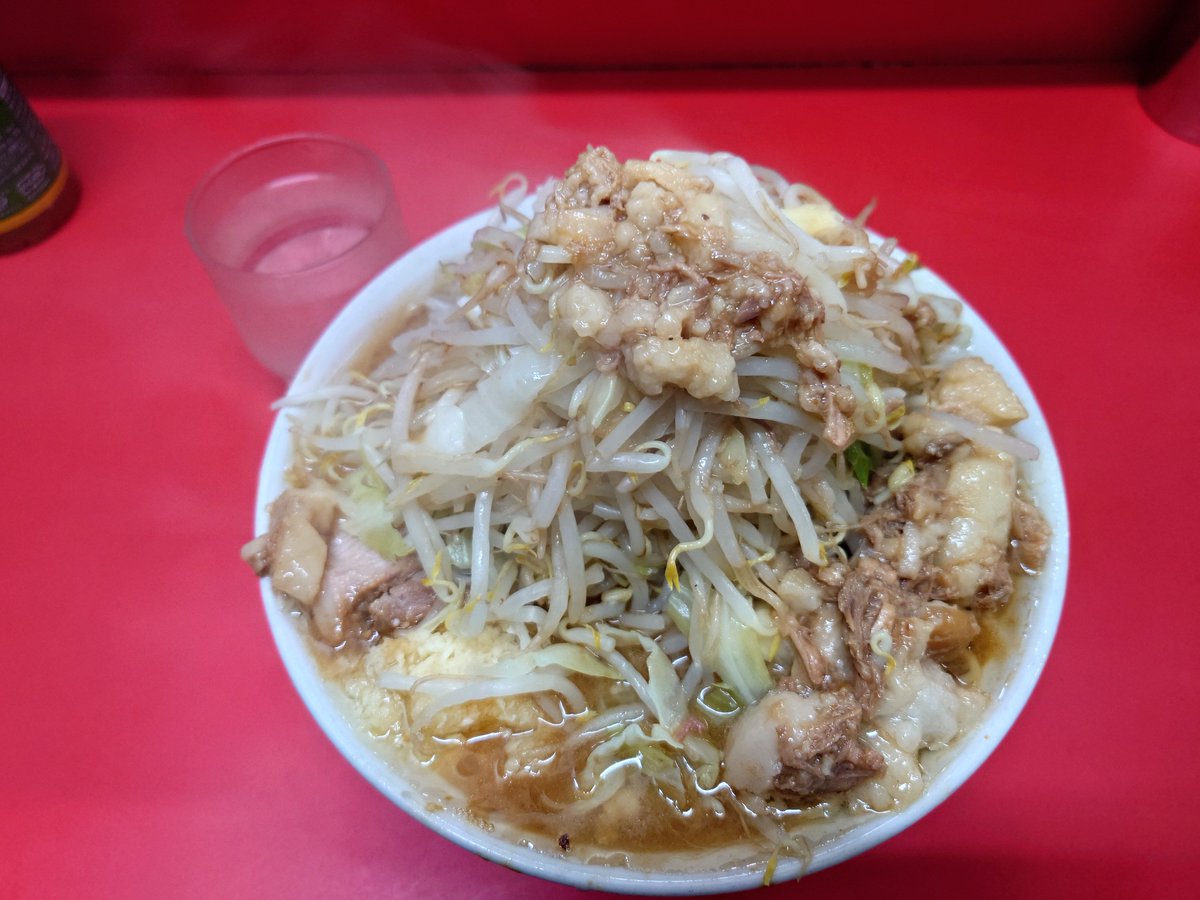 nagi_dlabo's tweet photo. ラーメン二郎松戸駅前店
小ラーメン+全部
ちょっと間が空いてしまったので久しぶり
やっぱり一番好きだ
食べたばかりなのにもう恋しくなってる
ごちそうさまでした！ https://t.co/rEZA1ySNxq