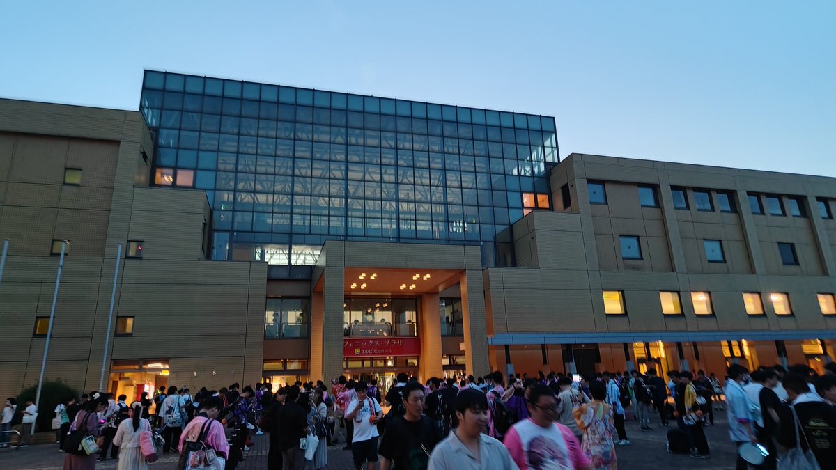 ne_kku's tweet photo. #学マス標ツアー_福井公演_DAY2　お疲れ様でした！席は右端のカメラ前でした。てか担当のソロ曲3曲も聞けるなんて贅沢なライブですね！！しかも新曲お披露目に立ち会えるとか感無量です！！！来てよかった！！！！ https://t.co/jMGqNFHHok