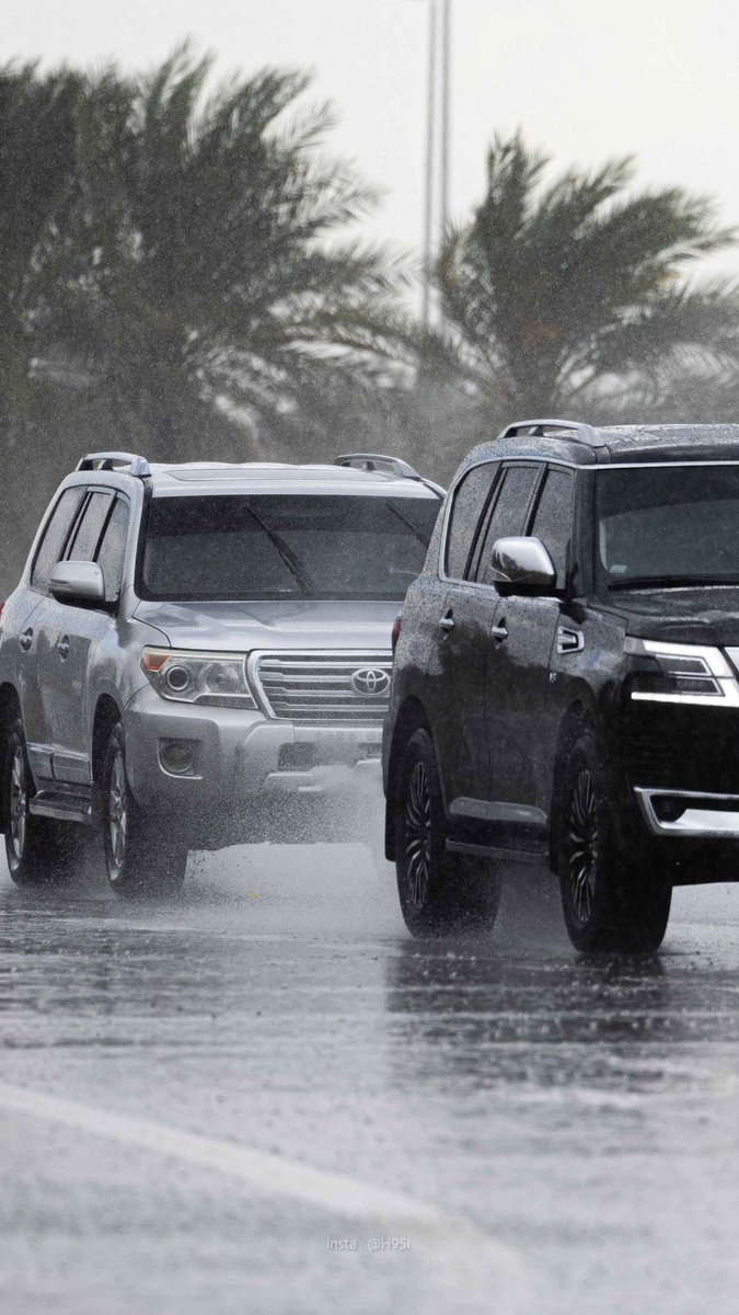 _vwvw's tweet photo. امطار مدينة العين 🌧️✨. https://t.co/DtPiSgkPaX