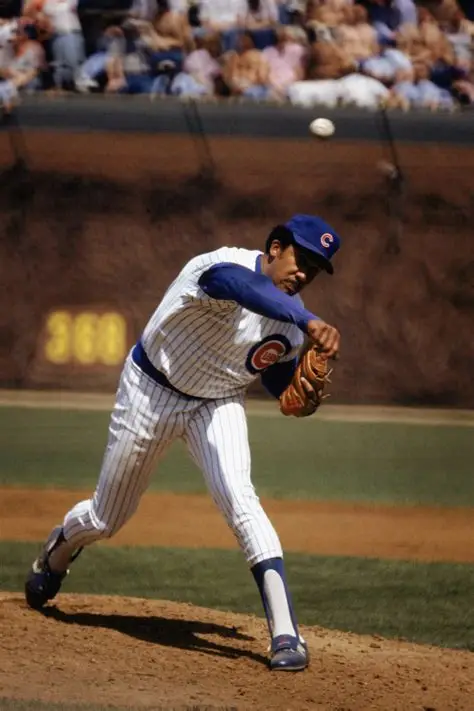 mister_met's tweet photo. #MetsTrivia A: Fergie Jenkins was pitching for the Cubs and Steve Carlton was pitching for the Phillies when Joel Youngblood got 2 hits for 2 different teams on the same day in 1982. https://t.co/zbM7pL69B8