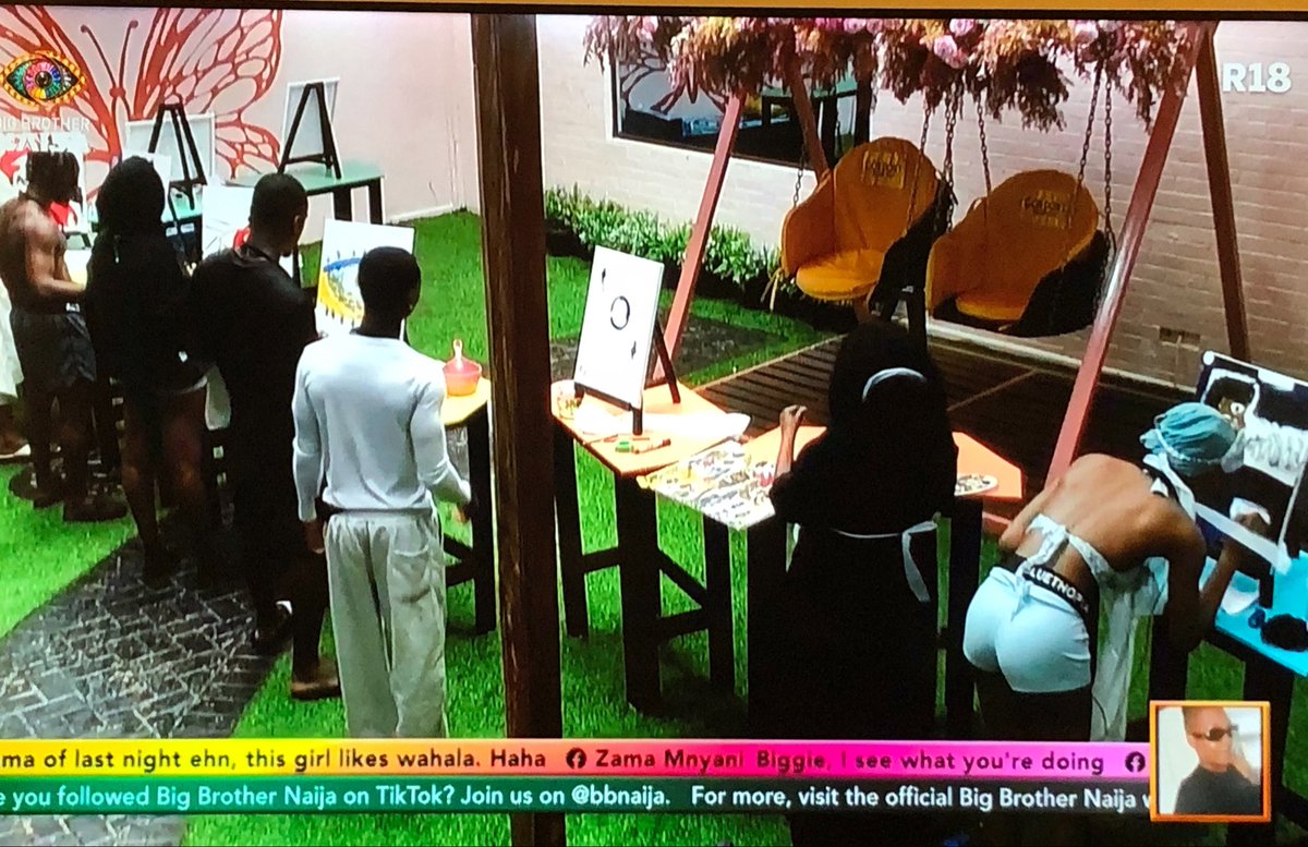 hort_white's tweet photo. HMs and their paintings today in line with their task today 
#Bbnaija https://t.co/Brf8yZ49DE
