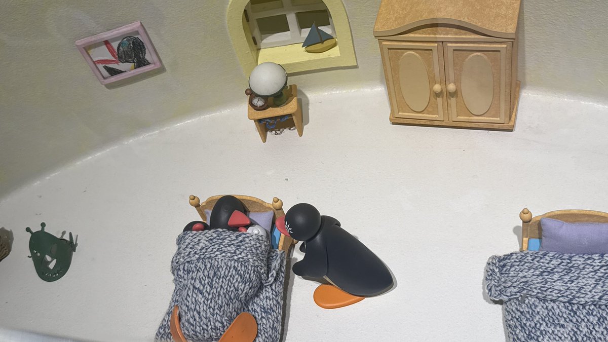fukino___p's tweet photo. ピングー展さいこうでした！！！🐧
シナモン文鳥みたいなペンギンもいた（リプ欄に画像繋げます） https://t.co/uwankZe3Tg