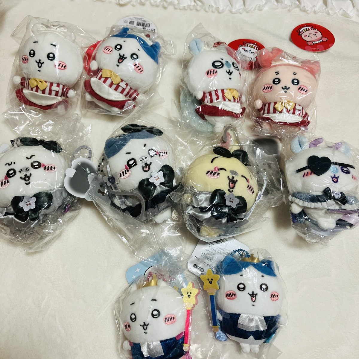 natsukng's tweet photo. 【譲渡】ちいかわ

譲 画像参照

求 定価➕送料
※1枚目のうさぎは開封済で飾っていましたが美品です。神経質な方はご遠慮ください🙇‍♀️
キャラごと纏めての方優先です！検索からでもお気軽にリプお願いいたします🙇‍♀️ https://t.co/GsSel7mEpC
