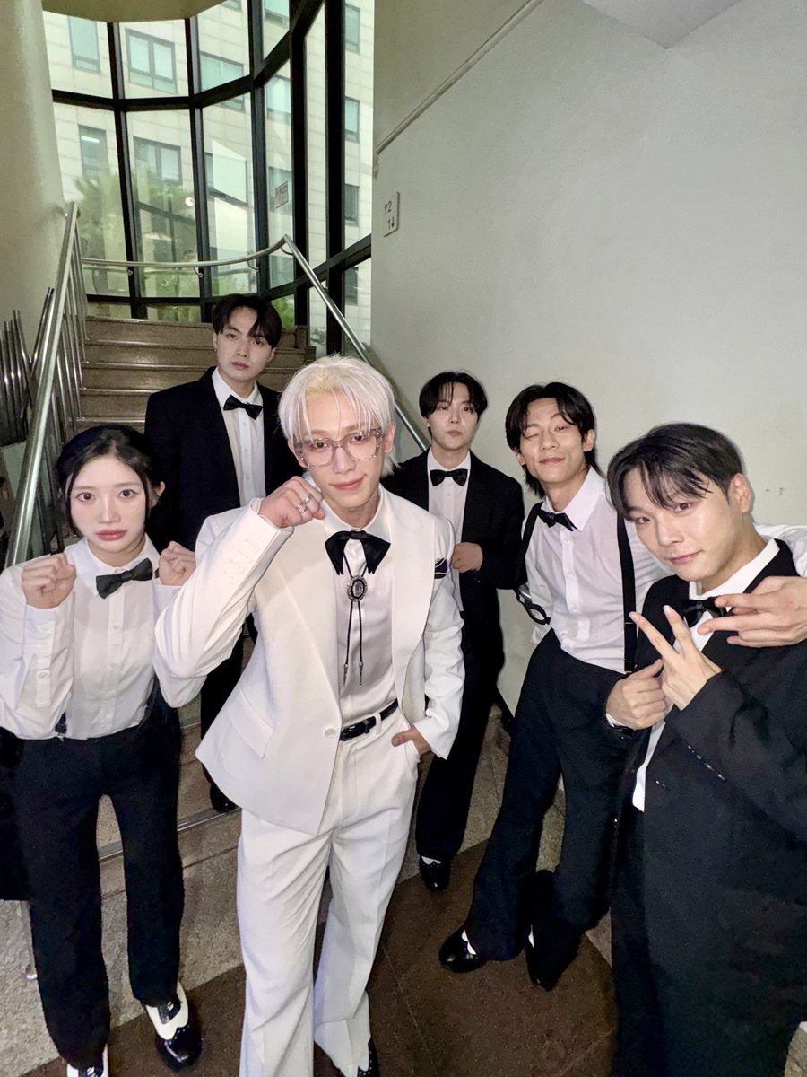 official__wonho's tweet photo. [📸]
260821 KBS2 #뮤직뱅크

#WONHO #원호
#CORE
#Answer https://t.co/NYSujNYXok