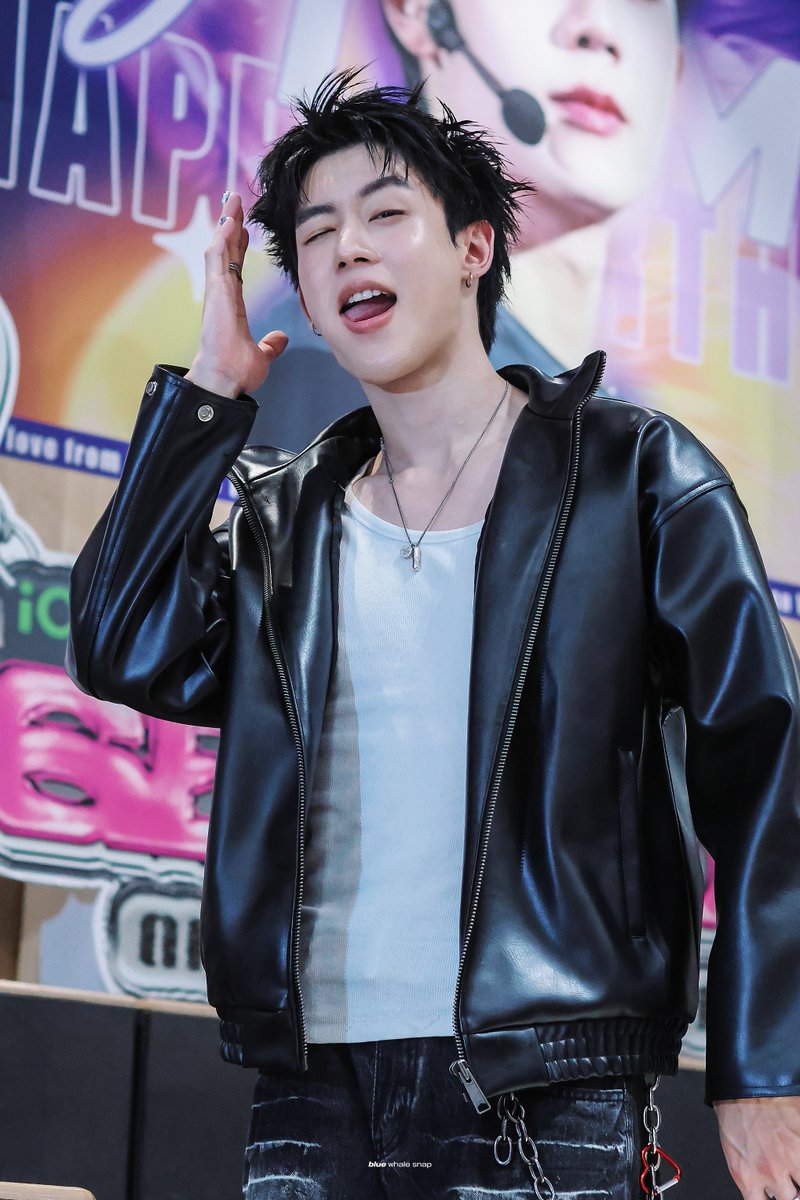 BluewhaleSnap's tweet photo. 20260820 | #NEWCHAYAPAK

ร้อนในแบบหายใจเป็นหล่อ 

GELBOYS 2 X EFM FANDOM
#GELBOYSxFANDOMFANFIC https://t.co/j8LhP3uQB7
