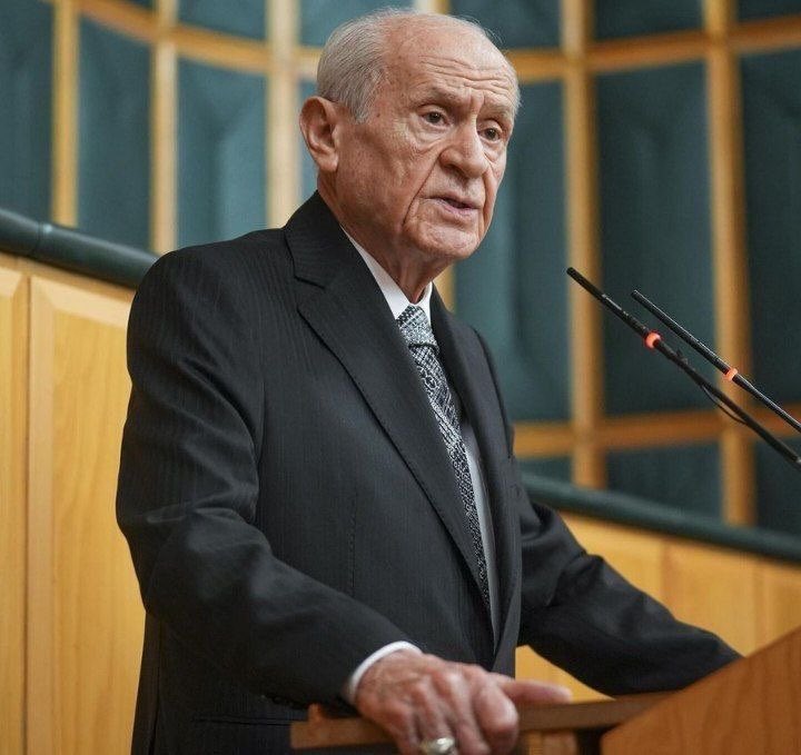 xdevletci's tweet photo. Devlet Bahçeli: 

"İsrail, Türkiye'nin sabrını sınamaktan vazgeçmelidir.

Türkiye çatışma arayan bir ülke değildir ama kendisine yönelen tehditleri görmezden gelecek bir ülke hiç değildir." https://t.co/v5cQ196E9A