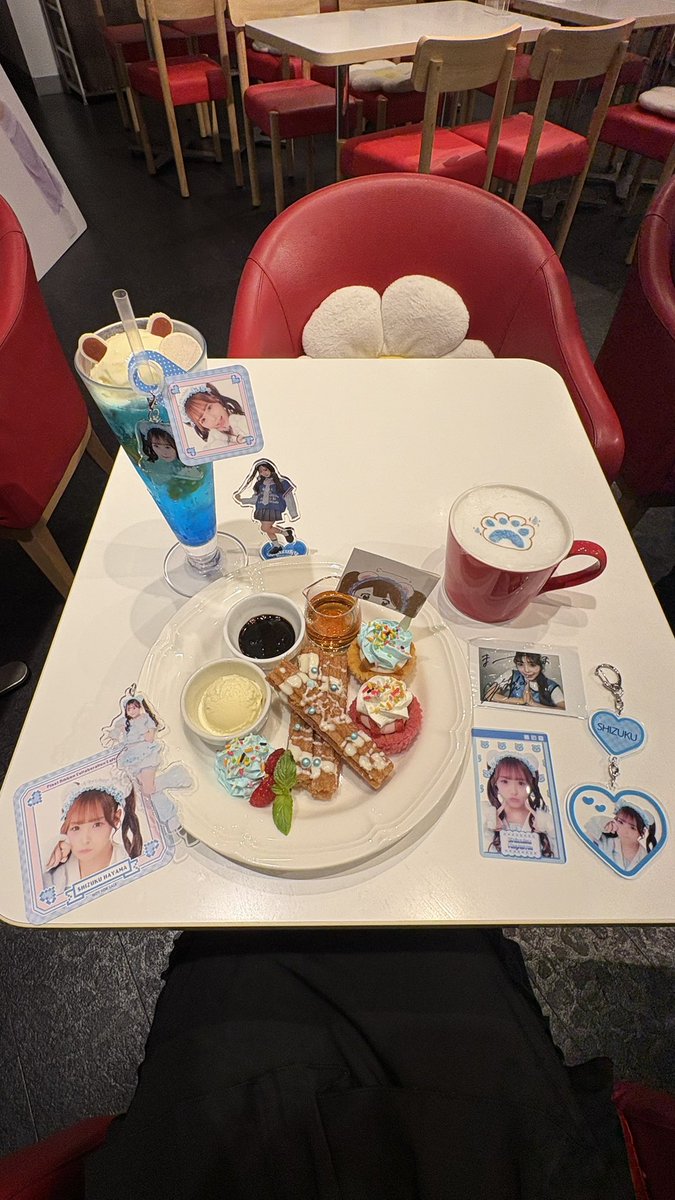 ___shi0l25's tweet photo. 🎀Pixel Ribbon ×スイーツパラダイス🧁

やっと行けたー🤚🏻♡
仕事帰りの疲れたを吹き飛ばすくらいの可愛さで幸せでした🙂‍↕️

アクスタ再販お願いします。

@shizuku_pxrb   #しーにむちゅー　
#PixelRibbon  #スイーツパラダイスコラボ https://t.co/COgay1QgKy