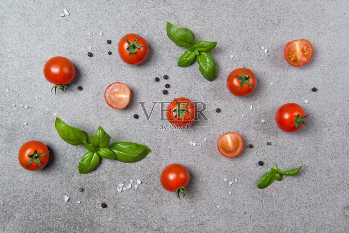 taliaest0szd's tweet photo. Fresh organic cherry tomatoes u0026 basil from the local farmers market  Perfect for tonight's pasta!， https://t.co/K58yPmpQbp