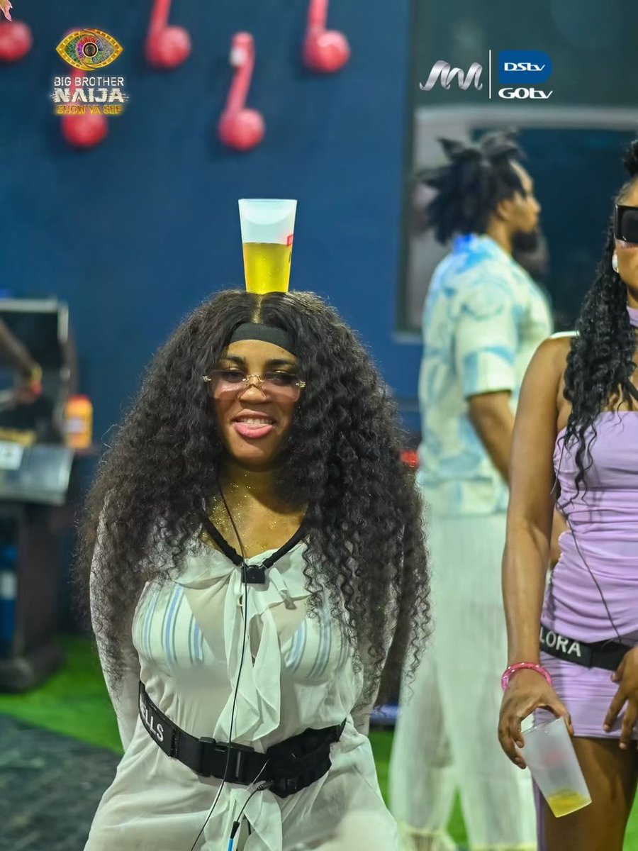 BellsImoh's tweet photo. Crowned with beauty, armed with grace. 
Long live the Queen of Berries🍓
Cc @africamagictv 
TGIF WITH BELLS
ARENA GAMES WITH BELLS
#BBNaija
#BellsImoh https://t.co/PjPvkXOR9V