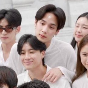 hellojufy's tweet photo. # จาว่าฟรัง https://t.co/2KVcOkFJvY