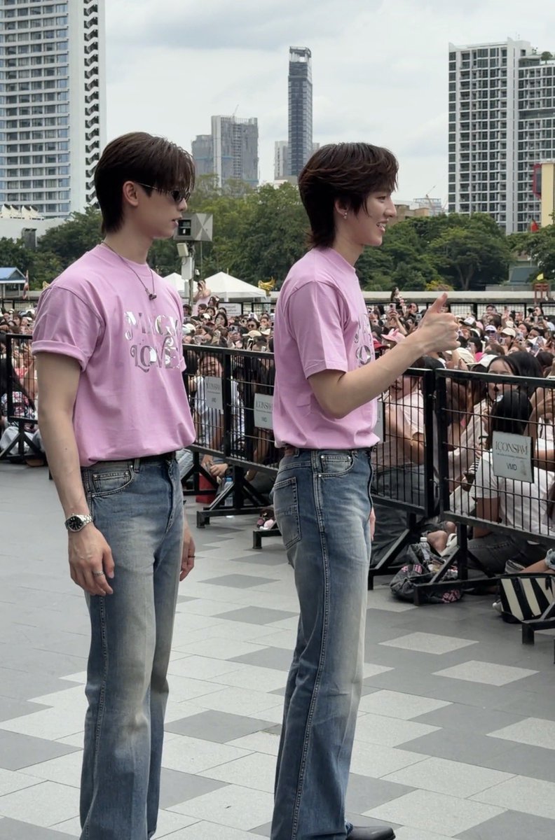 dearmytmk's tweet photo. เมื่อวานโทมัสก้องใส่ยีนตัวนี้ของ Amiri หรอ โคสสวยยย ใส่แล้วดูดีมากจริงๆ 🤩🤩🤩

#โทมัสก้อง #thomaskong https://t.co/8SQAbizPeJ