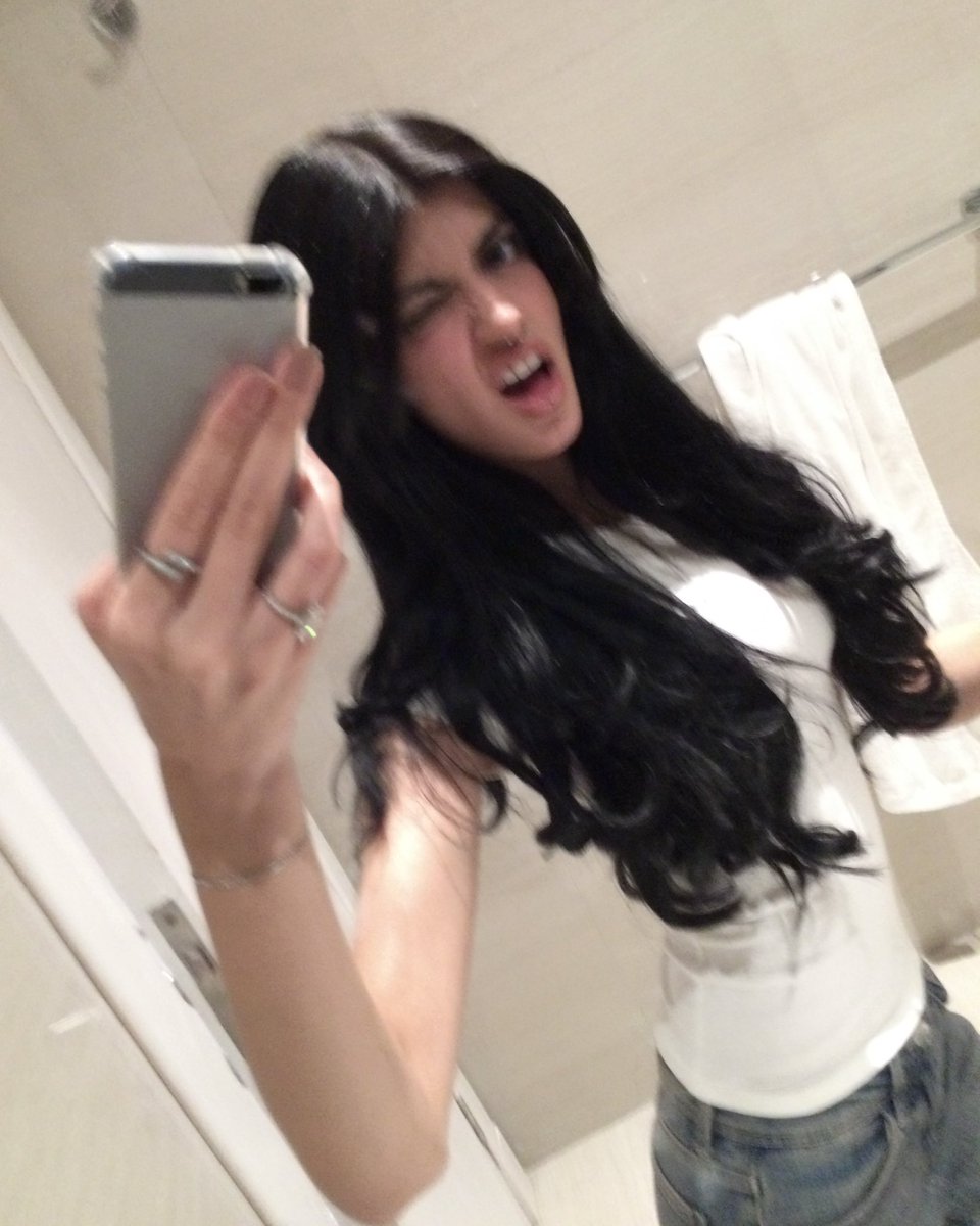 mes0luvu's tweet photo. https://t.co/aneYRwJc4g