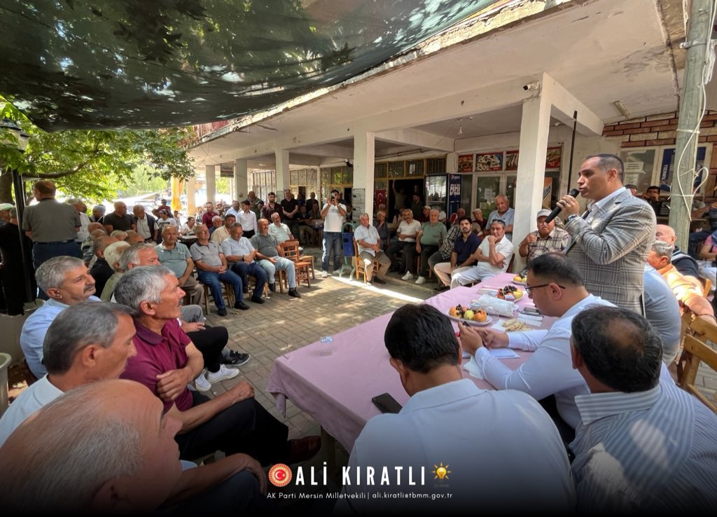 ALKIRATLI's tweet photo. 📍 Kırobası Mahallesi(Mara Yaylası) | Silifke

Rakım 1400… Havası sert, insanı mert; buz gibi soğuk sularıyla gönülleri ferahlatan Kırobası Mahallemiz Mara Yaylamızdaydık.

İlçe Başkanımız Sayın Mehmet Emin Kurt, Kadın Kolları Başkanımız Sayın Emine Can ve ilçe yöneticilerimizle birlikte Mahalle Muhtarımız Sayın Mustafa Türü’nün evsahipliğinde Sarıaydın Muhtarımız Sayın Selahattin Aksufat,Çatak Muhtarımız Sayın Hamit Yazar,Kıca Muhtarımız Sayın Ali Ak,Örenköy Muhtarımız Sayın Mehmet Çopur ve kıymetli hemşehrilerimizle bir araya gelerek Cumhurbaşkanımız Sayın Recep Tayyip Erdoğan’ın selamlarını ilettik; kucaklaştık, hasret giderdik.

Bizim siyaset anlayışımızın merkezinde insan, hizmet ve eser vardır. Klimalı odalarda siyaset üretmiyor; sahada ter döküyor, vatandaşlarımızla dertleşiyor, taleplerini dinliyor ve çözüme kavuşturmak için kararlılıkla çalışıyoruz.

Bu can bu bedende olduğu sürece, Cumhurbaşkanımız Sayın Recep Tayyip Erdoğan’ın liderliğinde; memleketimiz ve milletimiz için teşkilatlarımızla omuz omuza çalışmaya, hizmet ve eser üretmeye devam edeceğiz.

Muhtarımız Sayın Mustafa Türü’ye nazik evsahipliğinden dolayı teşekkür ediyorum. Rabbim aziz milletimize hizmet yolunda bizleri mahcup eylemesin, birlik ve beraberliğimizi daim eylesin.

@abuyukgumus 
@yahyacelik_ 
@Ruken_Kilerci 
#AKParti #Mersin #Silifke