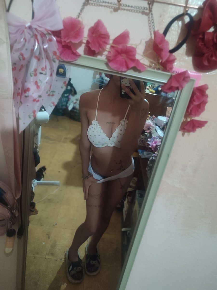 CobosAlond89628's tweet photo. Holaa mi nombre es Alondra Xiomara Morales Cobos, vengo a ofrecerlessss👇🏻👇🏻

📍 Acapulco, gro

        •21 añitos•
°Venta de conténido exclusivo 
°Contenido perzonalizado 
°Video llamadas
°Sexting
°Novia virtual
 
¡Más inf a mi número únicamente whats! ¡+527444474583!🥵 https://t.co/VKjCPaVFCl