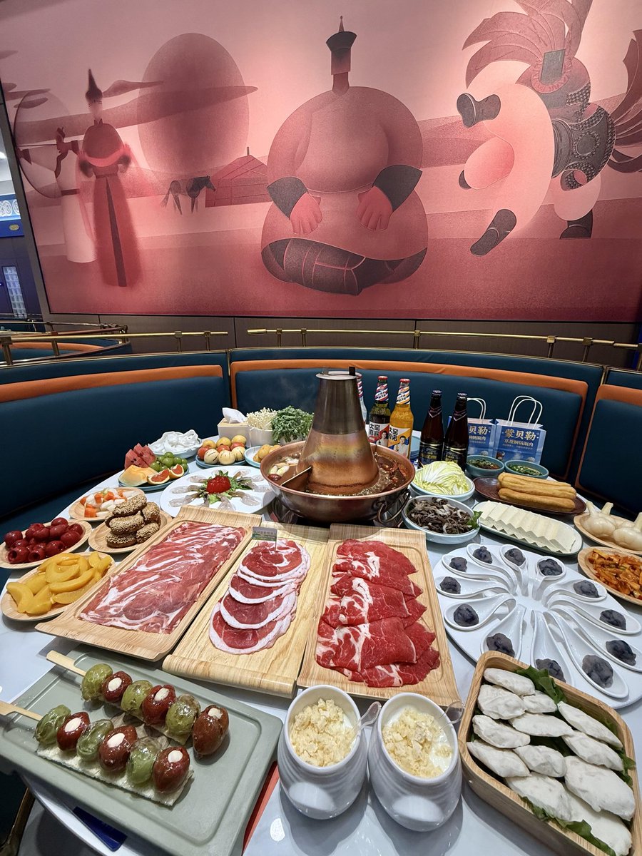 HouRui86742553's tweet photo. ✨ Weekend moments, happy faces, and unforgettable memories.
Cheers to good times and great company!
#WeekendVibes #GoodFriendsGoodTimes #WeekendGathering #HappyMoments https://t.co/thjuKvmhXw