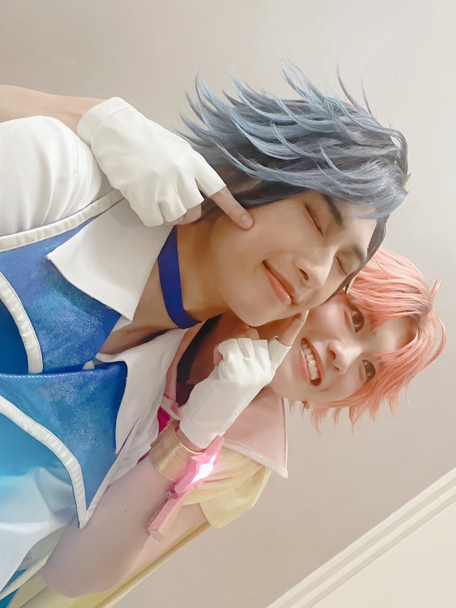 hazakura323's tweet photo. ぼくプリパーティ、無事に初日の二公演を終えることができました。たくさんのご来場、歓声、そして応援、本当に本当にありがとうございます。明日も全力パーリナイ！キュアトップとキュアロックを添えて！　#ぼくプリ https://t.co/Ez2X5xv06J