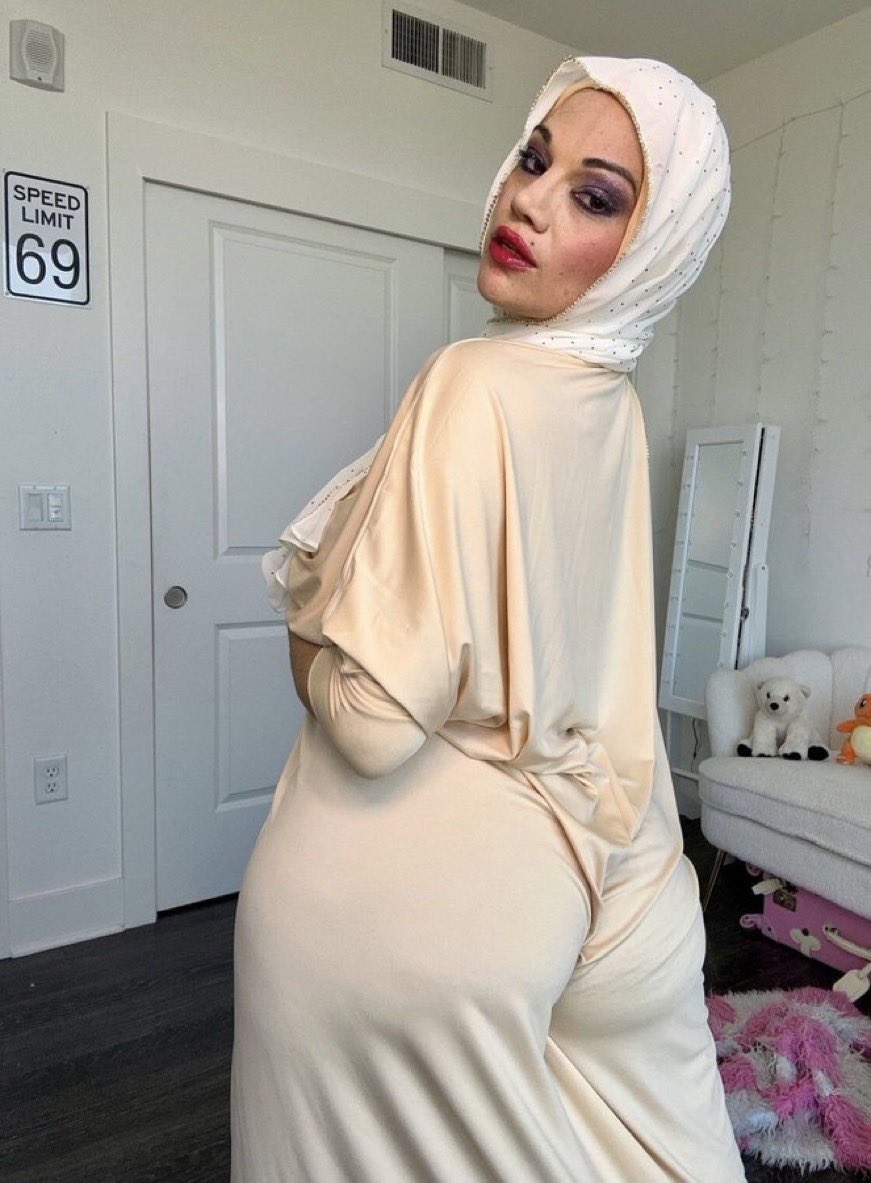 Kimo4f's tweet photo. عاوز واحد ابن متناكه معندوش كسم حدود نصفي بعض 🥵 https://t.co/dNQUV1mL9N