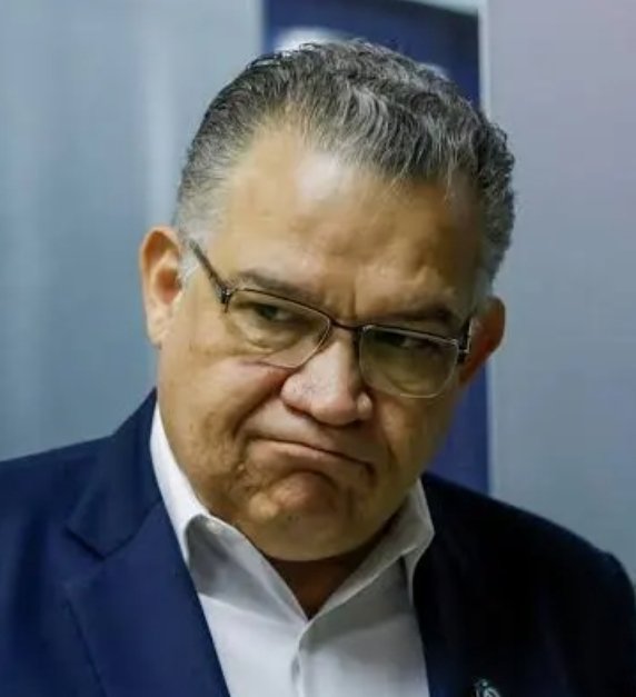 ANGELINO1958's tweet photo. ...es difícil de entender que a estas alturas del juego, un supuesto aspirante a presidente "opositor", proponga desenterrar esos cadáveres  llamados "juntas comunales"....

...ni siquiera los chavistas quieren saber nada de eso por su absoluta Inoperancia...🤨🤨 https://t.co/Z14SYlGFlb