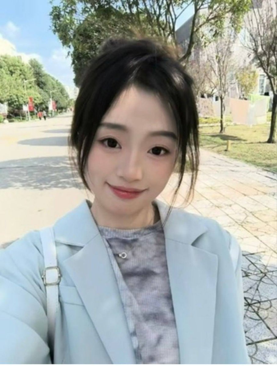 JTin1430253's tweet photo. 甜妹长相清纯，没想到反差大奶妹妹蛮清纯的喜欢玩多人的附带生活照

更多精彩进电报免费预览群🔗 https://t.co/5UeGVtXxhP

@Sentoyun 
@Sentodan 
@Sentofen 
@Sentohua https://t.co/GpHkzWK06E
