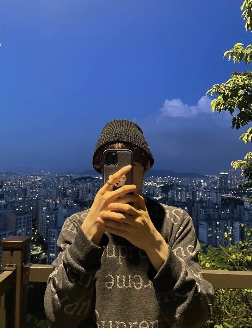 tokuno_u_'s tweet photo. 난 똑같은옷 입은 유우시 수집하는거진짜좋아하는데 이 컬렉션 다 모아서 행복함 히히 https://t.co/Xp6H19hhbu