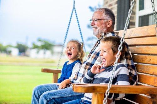 BillClunas's tweet photo. Happiness in retirement often hinges on a retiree finding purpose, being flexible and enjoying relationships. https://t.co/zsXyD5IS6b https://t.co/OIH2He2xlX